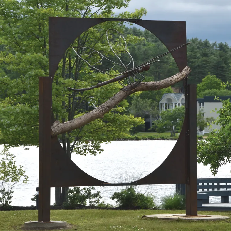 A photo of the sculpture "Dragonfly" by Steven Hayden